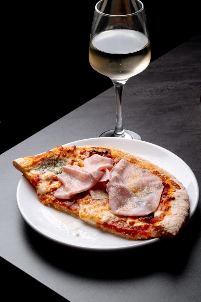 Bottomless dinner in Leeds at Lunara Pasta with Aperol Spritz, speciality pasta and unlimited drinks